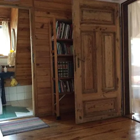 Apartmán W Domu Z Ogrodem W Milanowku