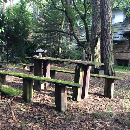 W Domu Z Ogrodem W Milanowku Apartman Milanówek