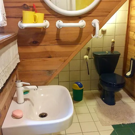 Apartman W Domu Z Ogrodem W Milanowku *